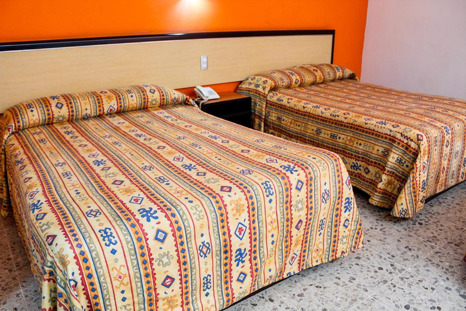 Hotel Montreal León de los Aldamas Extérieur photo