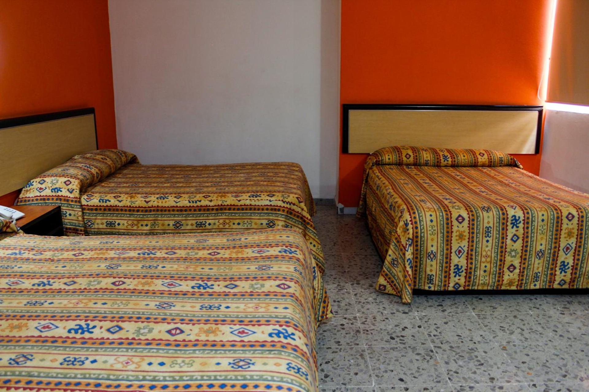 Hotel Montreal León de los Aldamas Extérieur photo
